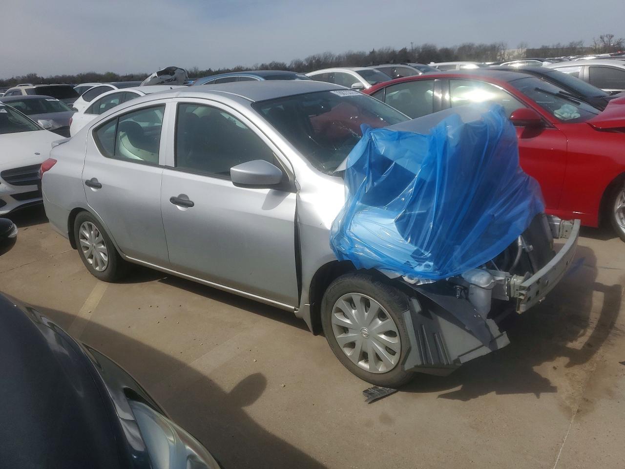 2017 Nissan Versa - Image 4