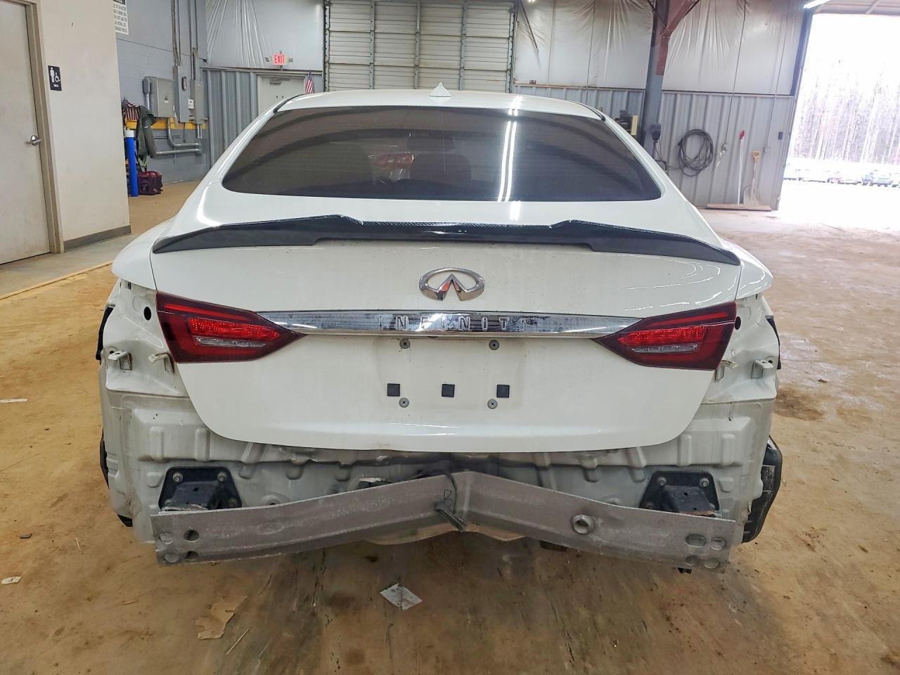 2018 Infiniti Q50 3.0T Luxe - Image 6