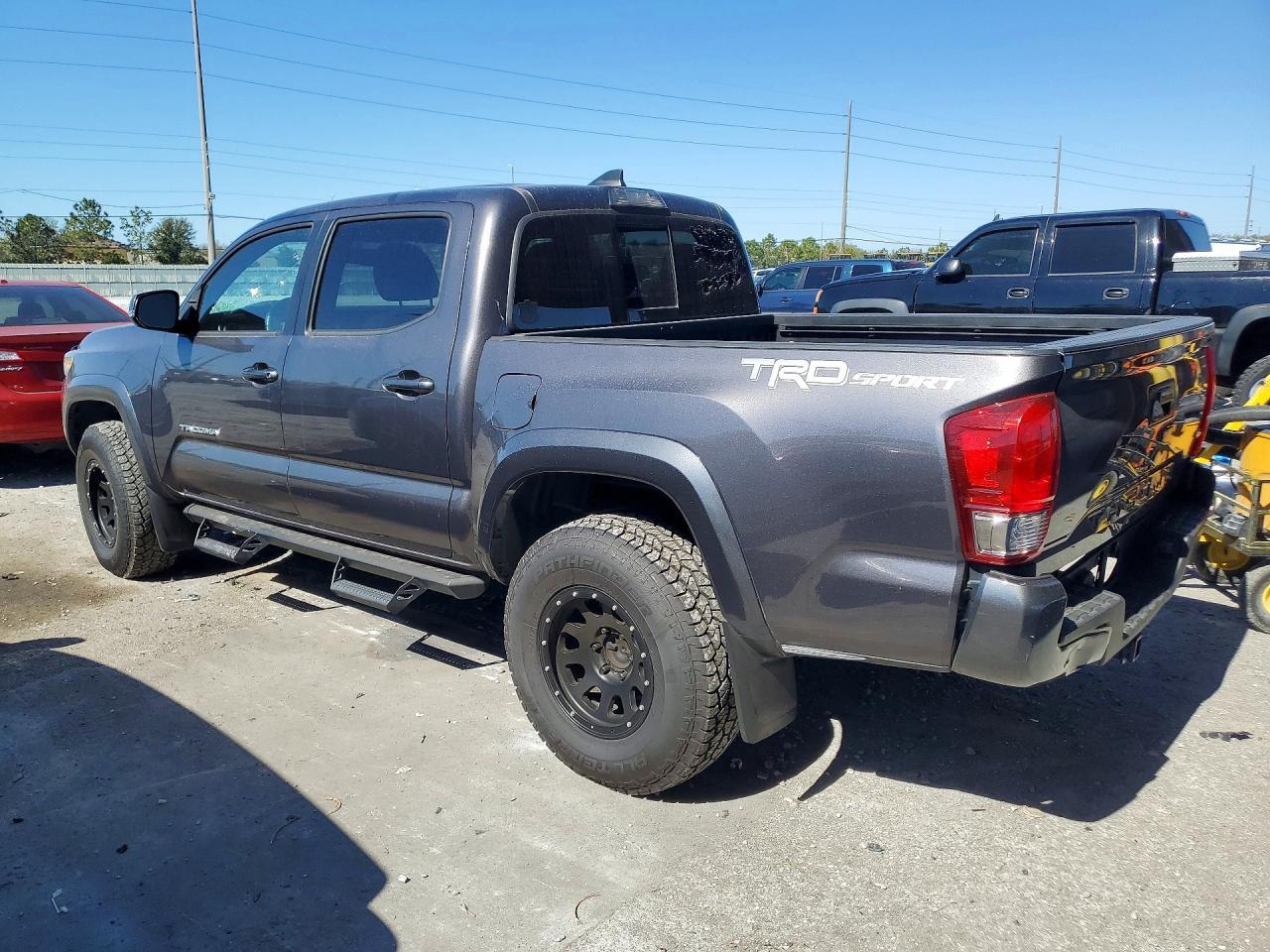 2017 Toyota Tacoma Trd Sport - Фото 2