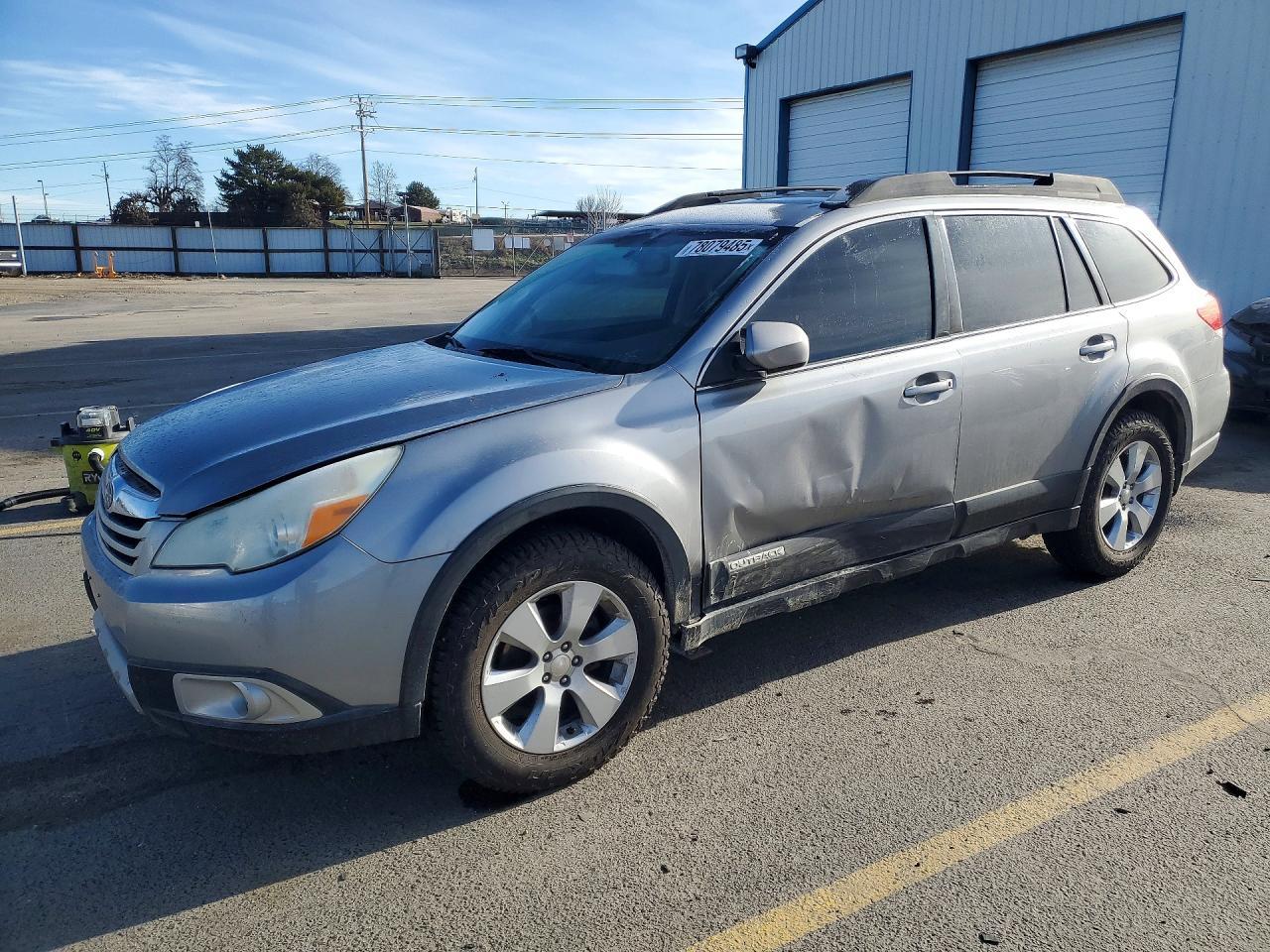 2011 Subaru Outback 2.5I Limited