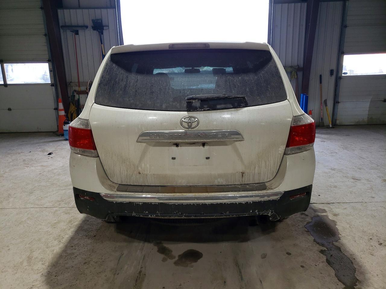 2013 Toyota Highlander Base - Фото 6