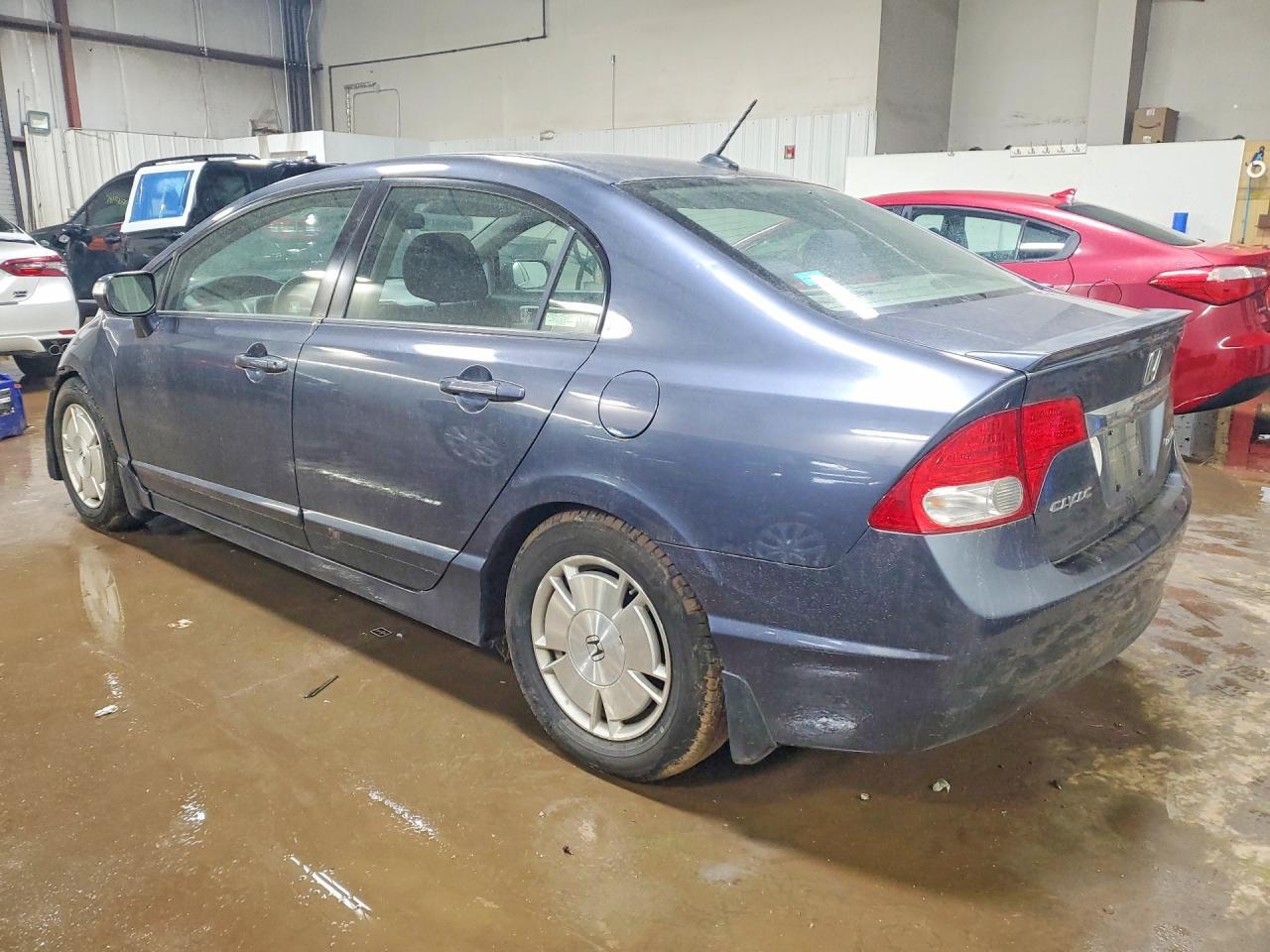 2010 Honda Civic Hybrid - Image 2