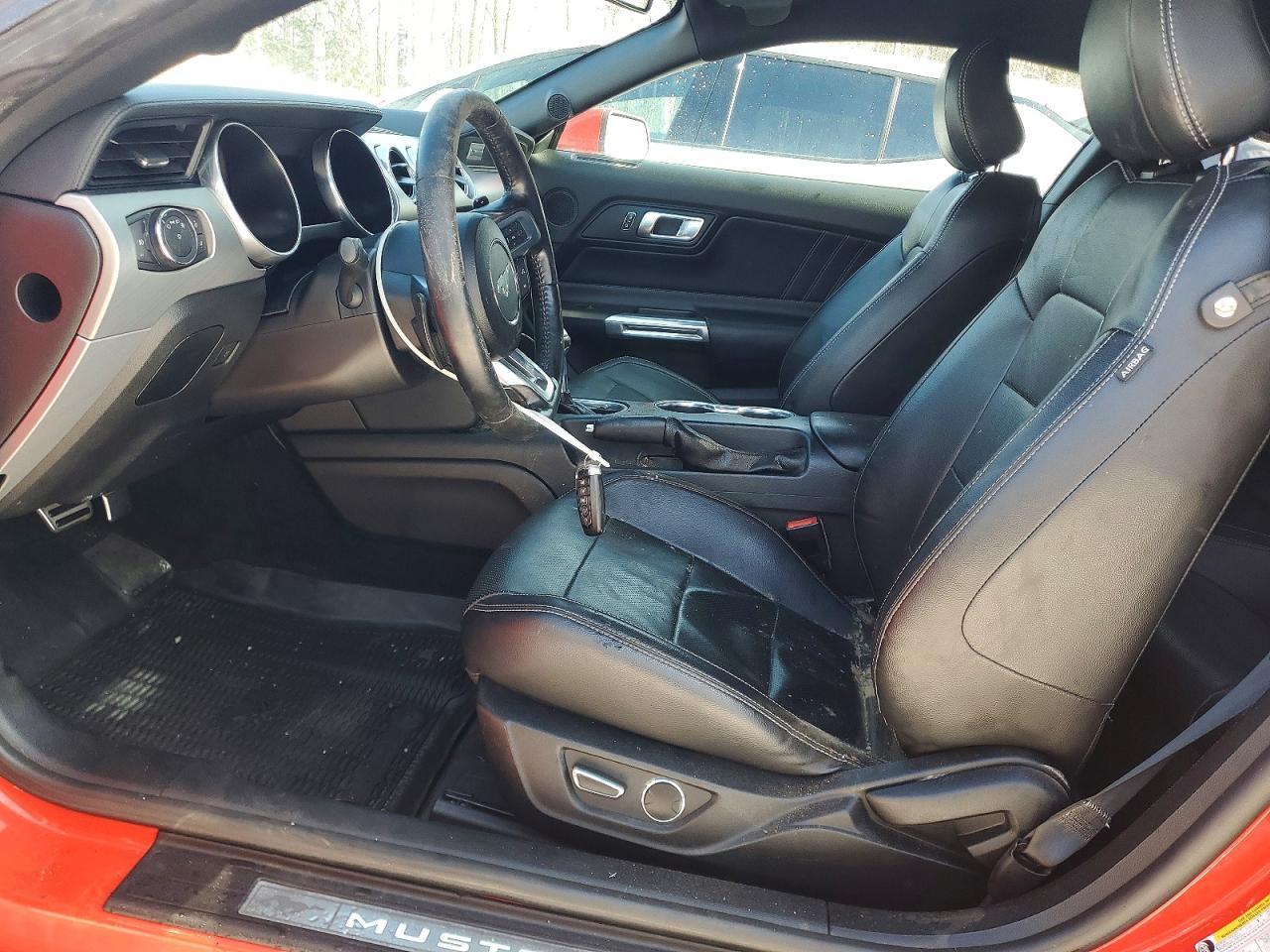 2019 Ford Mustang - Image 7