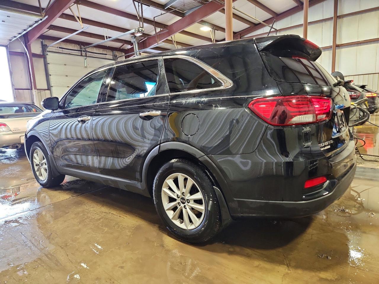 2019 Kia Sorento L - Фото 2