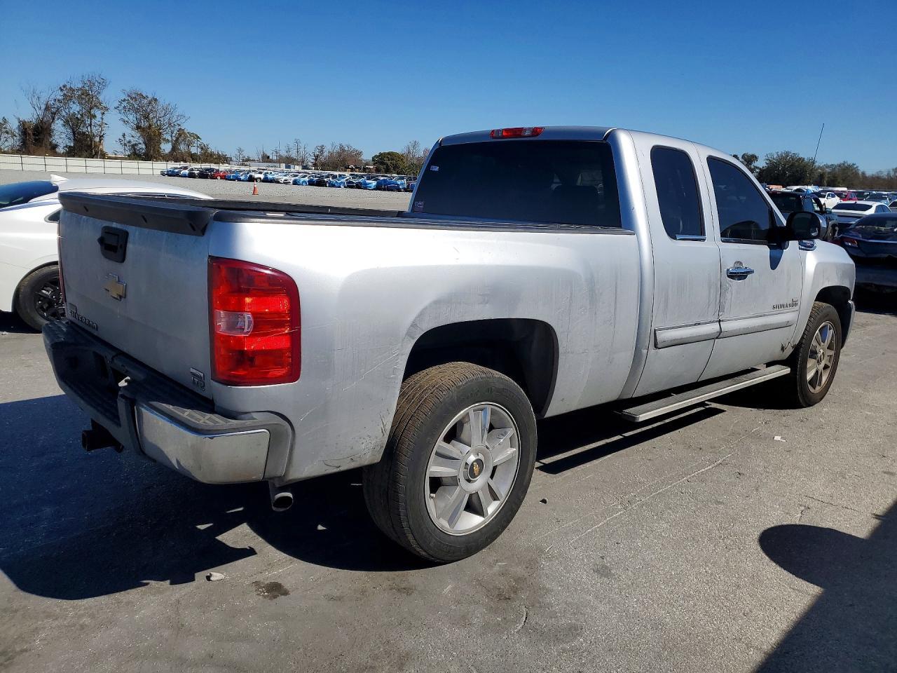 2012 Chevrolet Silverado C1500 Lt - Фото 3