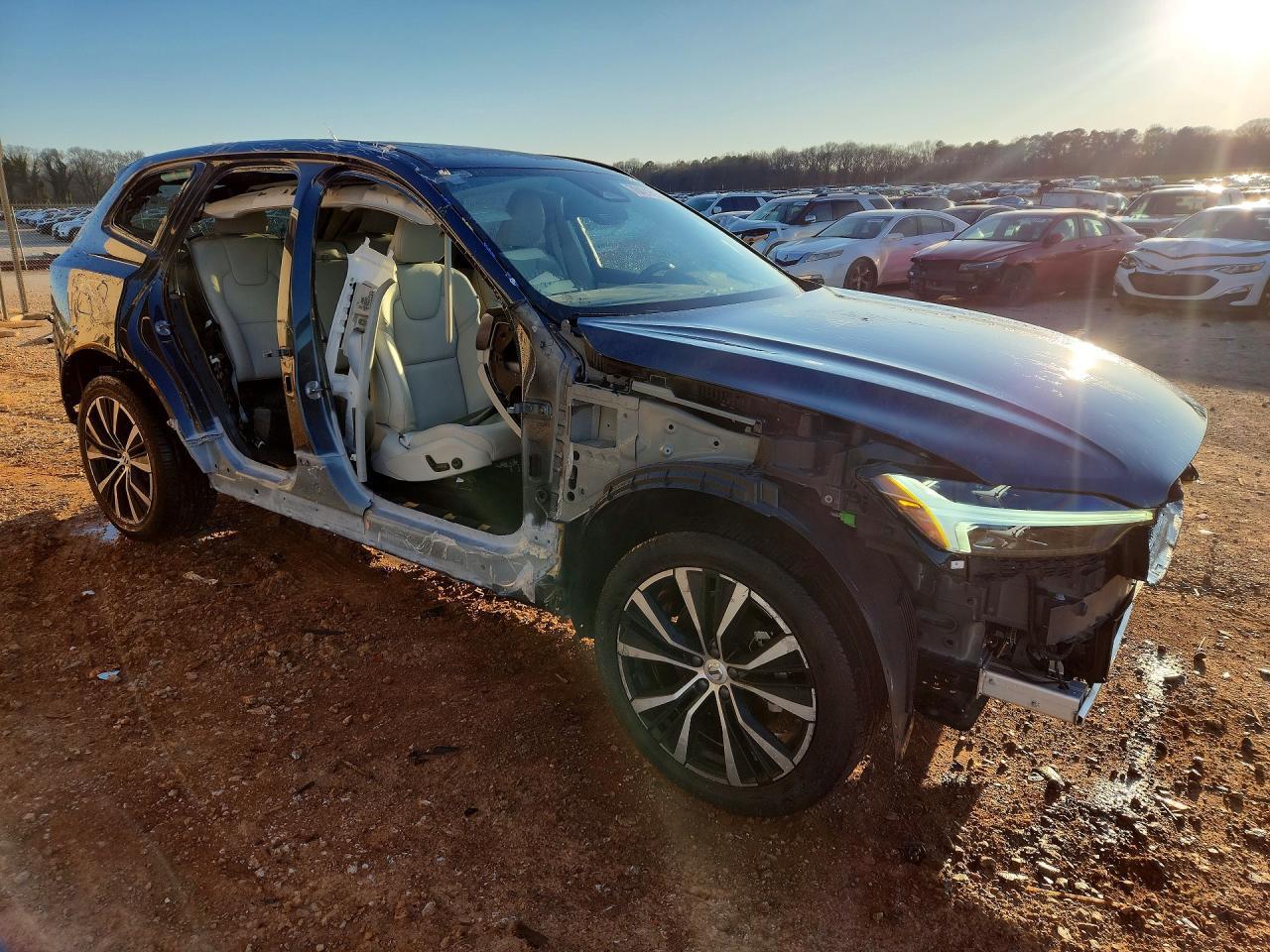 2025 Volvo Xc60 Plus - Фото 4