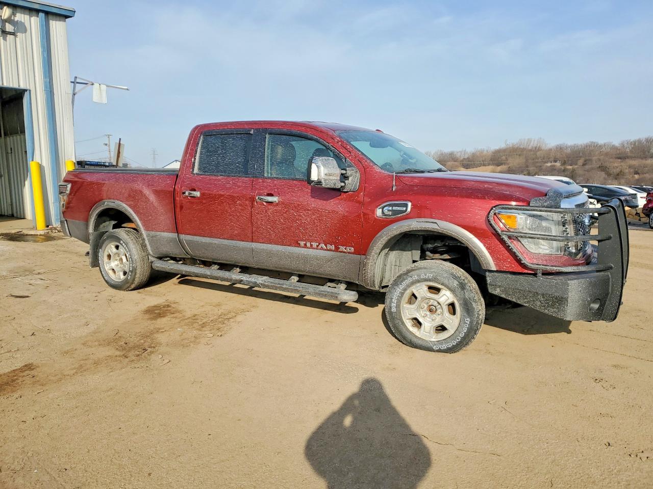 2016 Nissan Titan Xd 4Wd V8 Tdsl 5.0L Platinum - Фото 4
