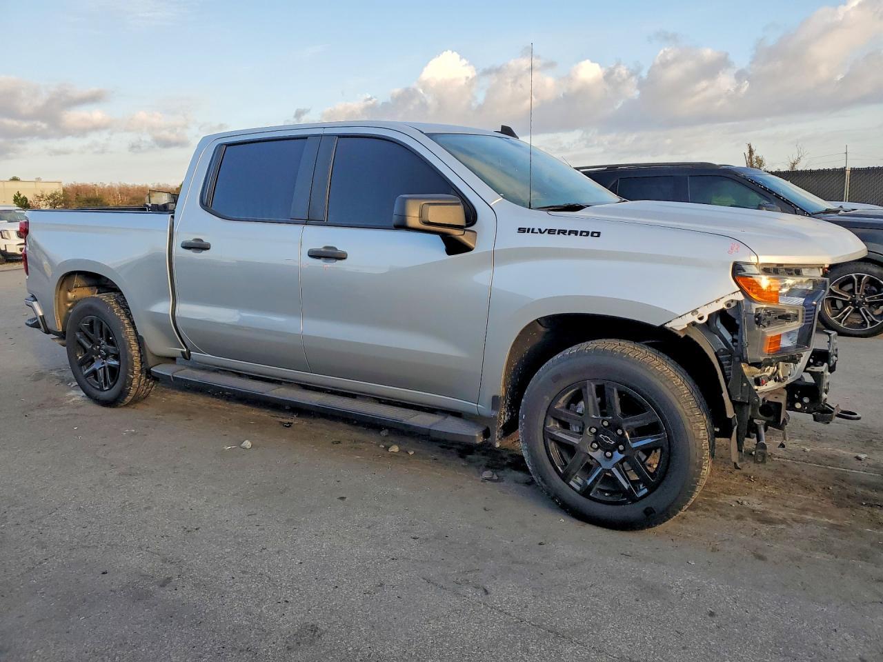 2022 Chevrolet Silverado C1500 Custom - Image 4