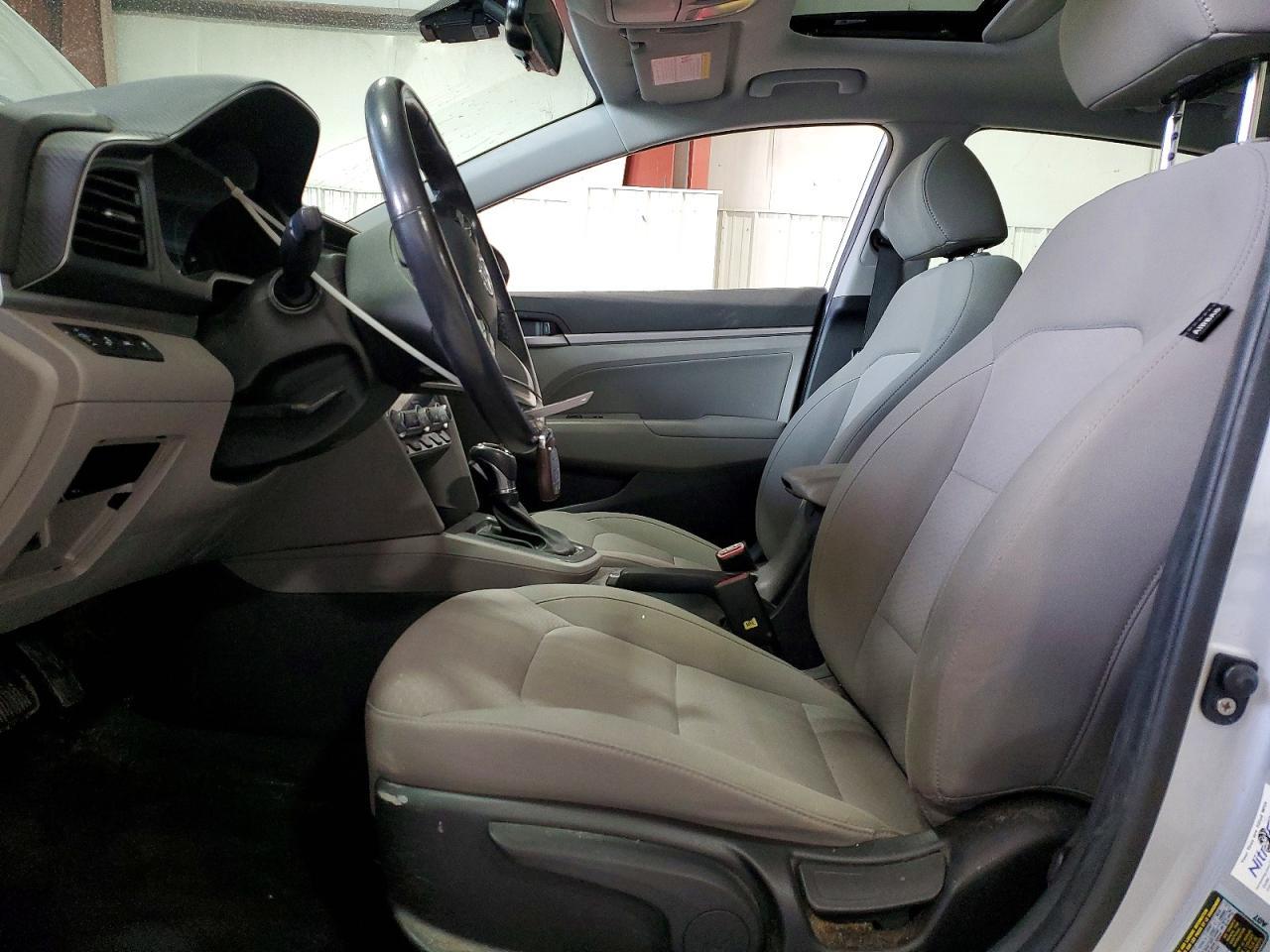 2019 Hyundai Elantra Sel - Image 7