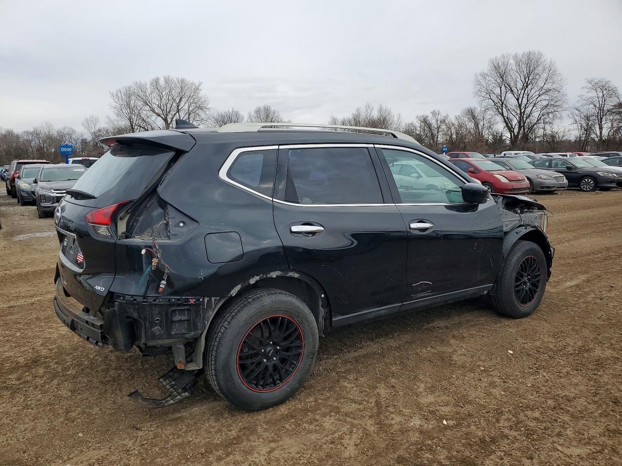2017 Nissan Rogue S - Image 3