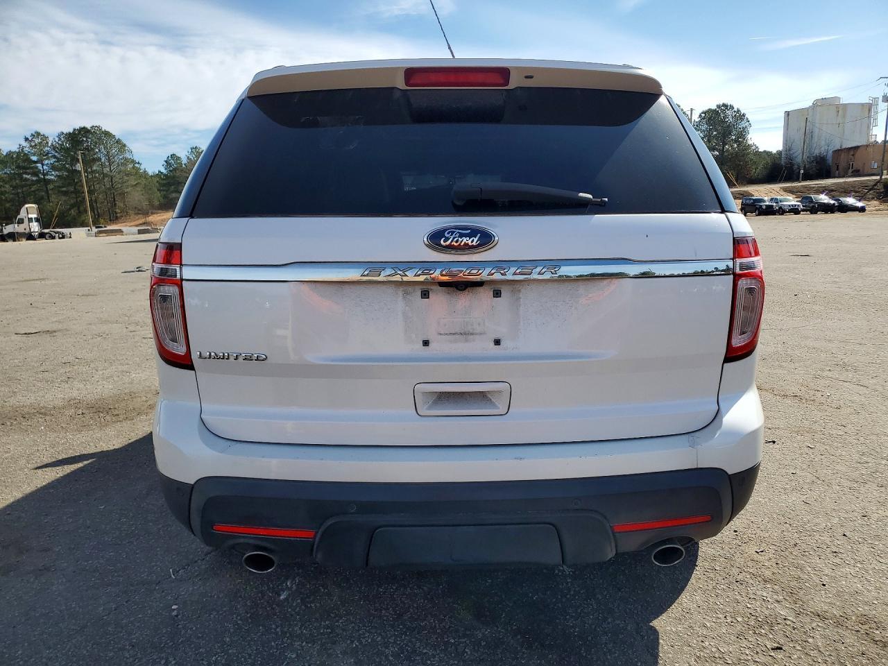 2011 Ford Explorer Limited - Image 6