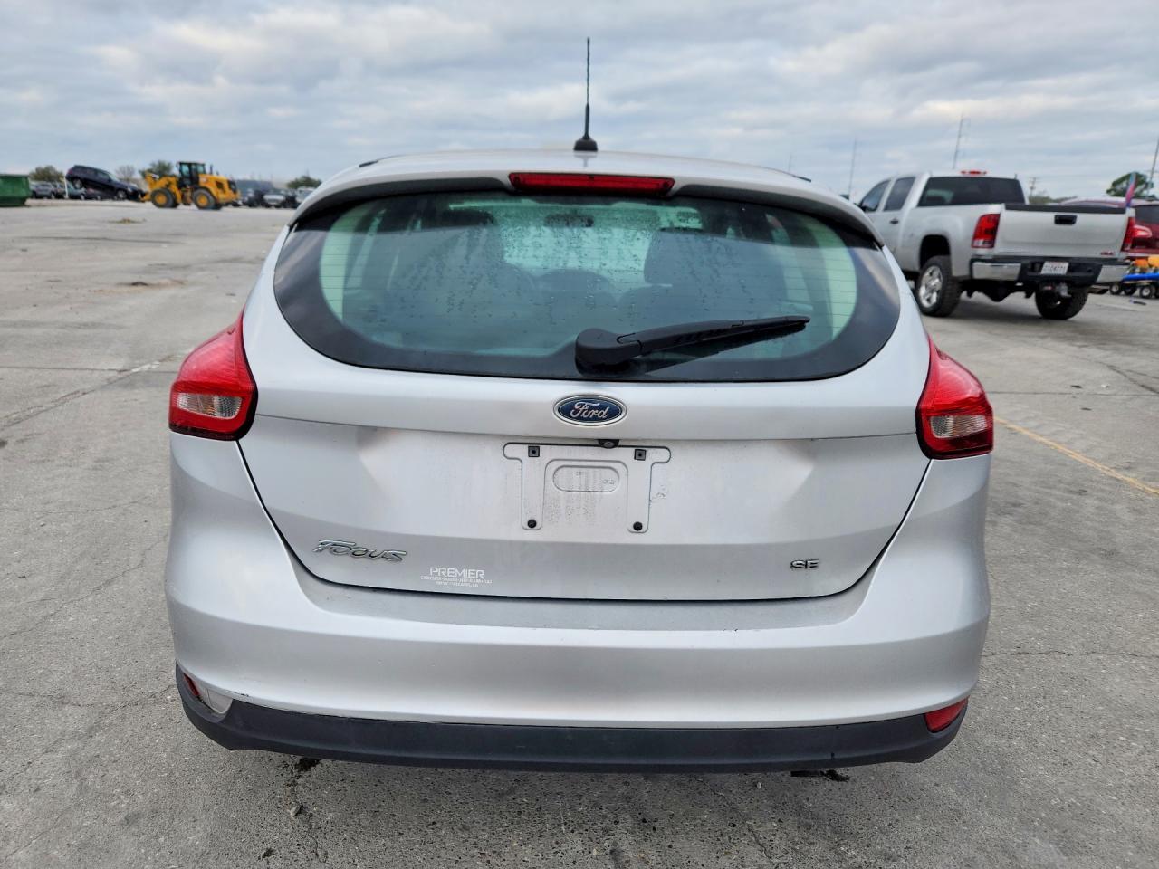 2017 Ford Focus Se - Фото 6