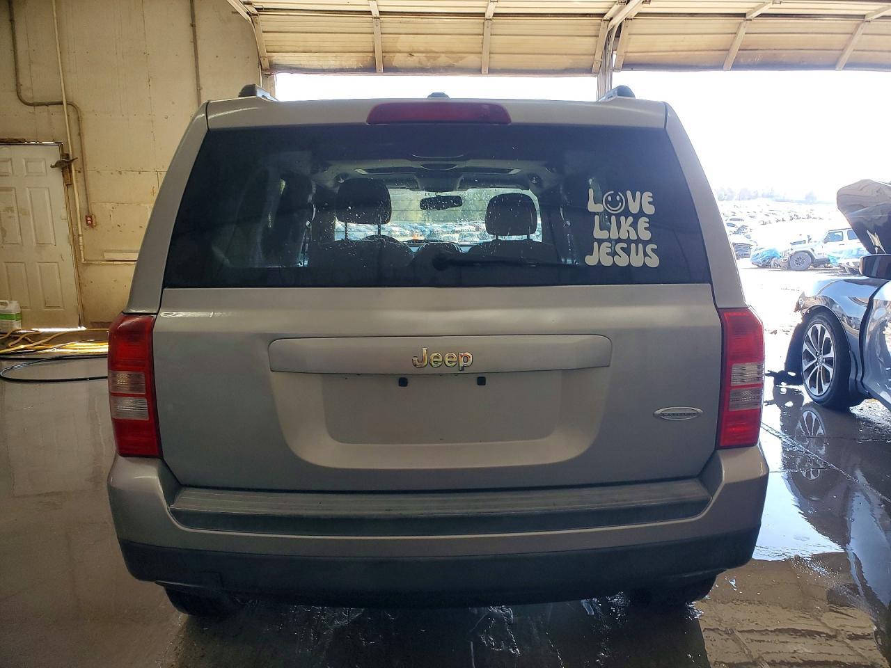 2017 Jeep Patriot Latitude - Image 6