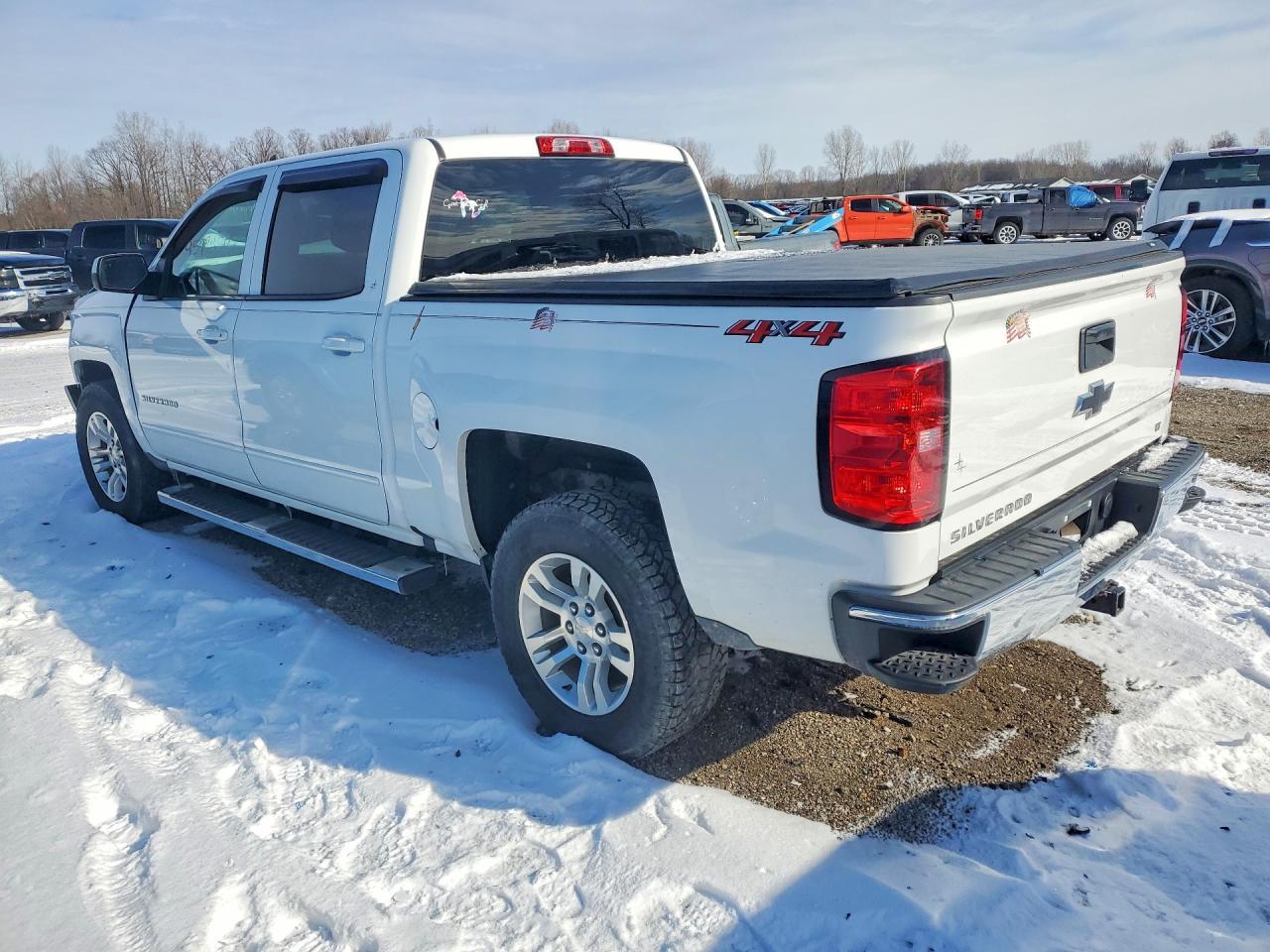 2018 Chevrolet Silverado K1500 Lt - Image 2