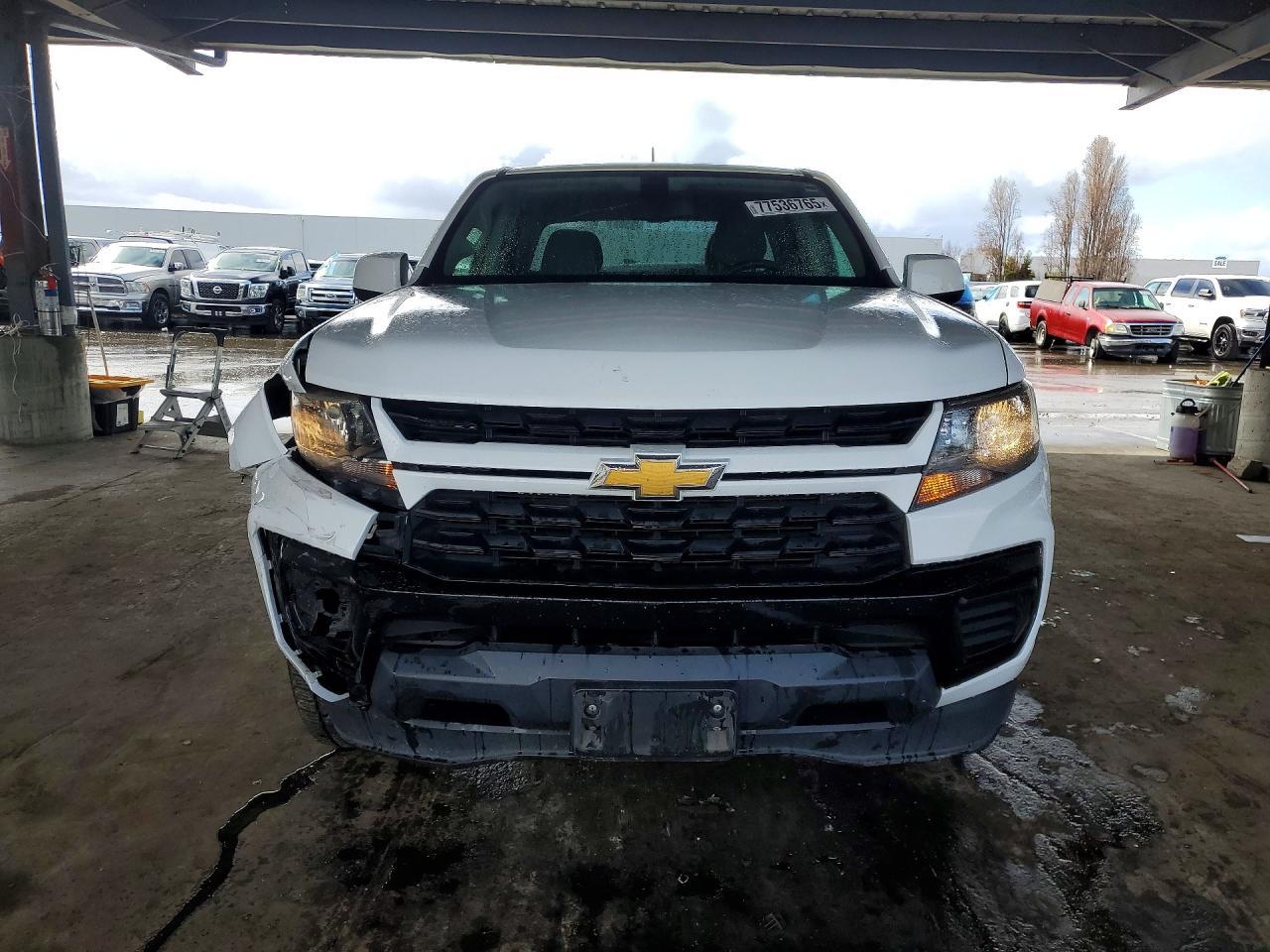 2022 Chevrolet Colorado - Image 5