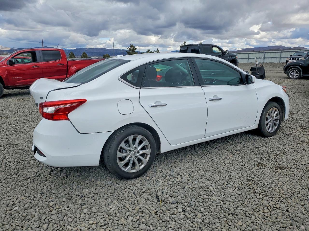 2019 Nissan Sentra S - Фото 3