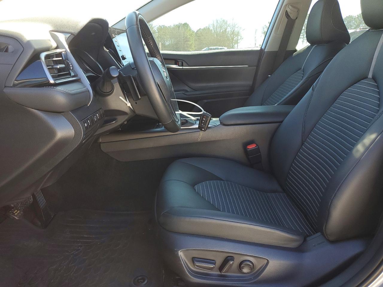 2024 Toyota Camry Se - Фото 7