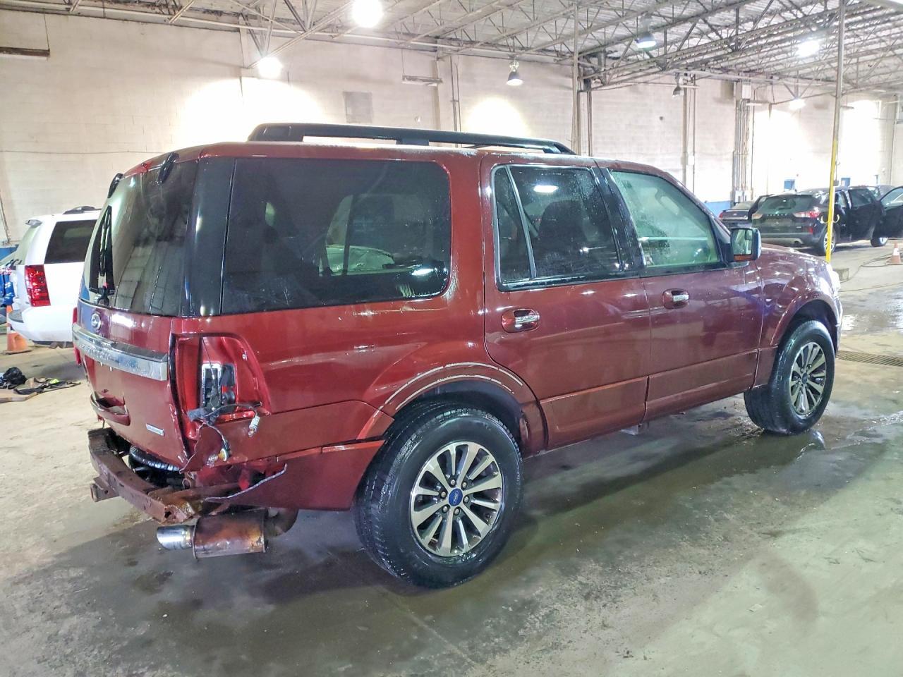 2015 Ford Expedition Xlt - Фото 3
