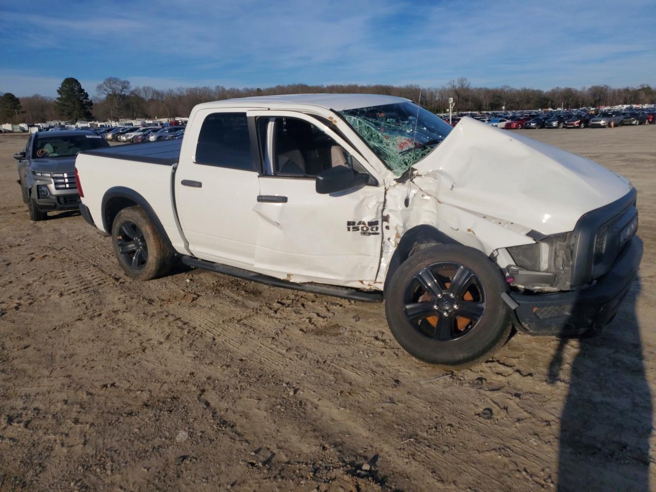 2022 Ram 1500 Classic Slt - Фото 4