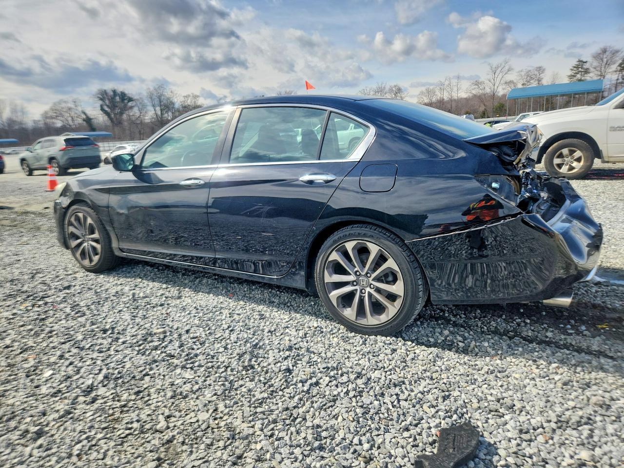 2014 Honda Accord Sport - Image 2