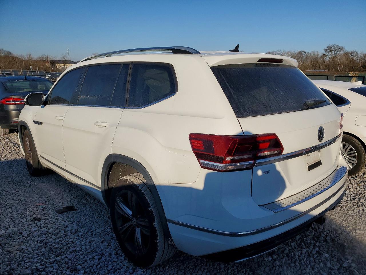 2019 Volkswagen Atlas Se - Фото 2