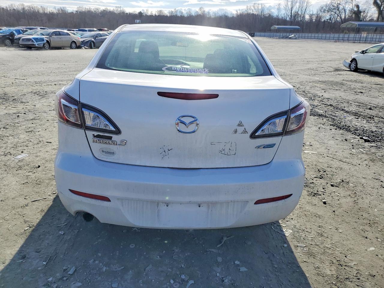 2012 Mazda 3 I - Image 6