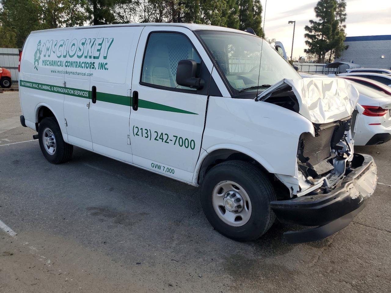 2024 Chevrolet Express G2500 - Фото 4