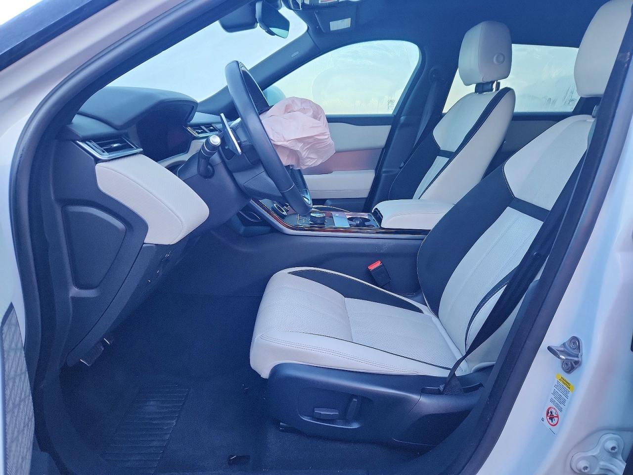 2018 Land Rover Range Rover Velar R-Dynamic Se - Image 7