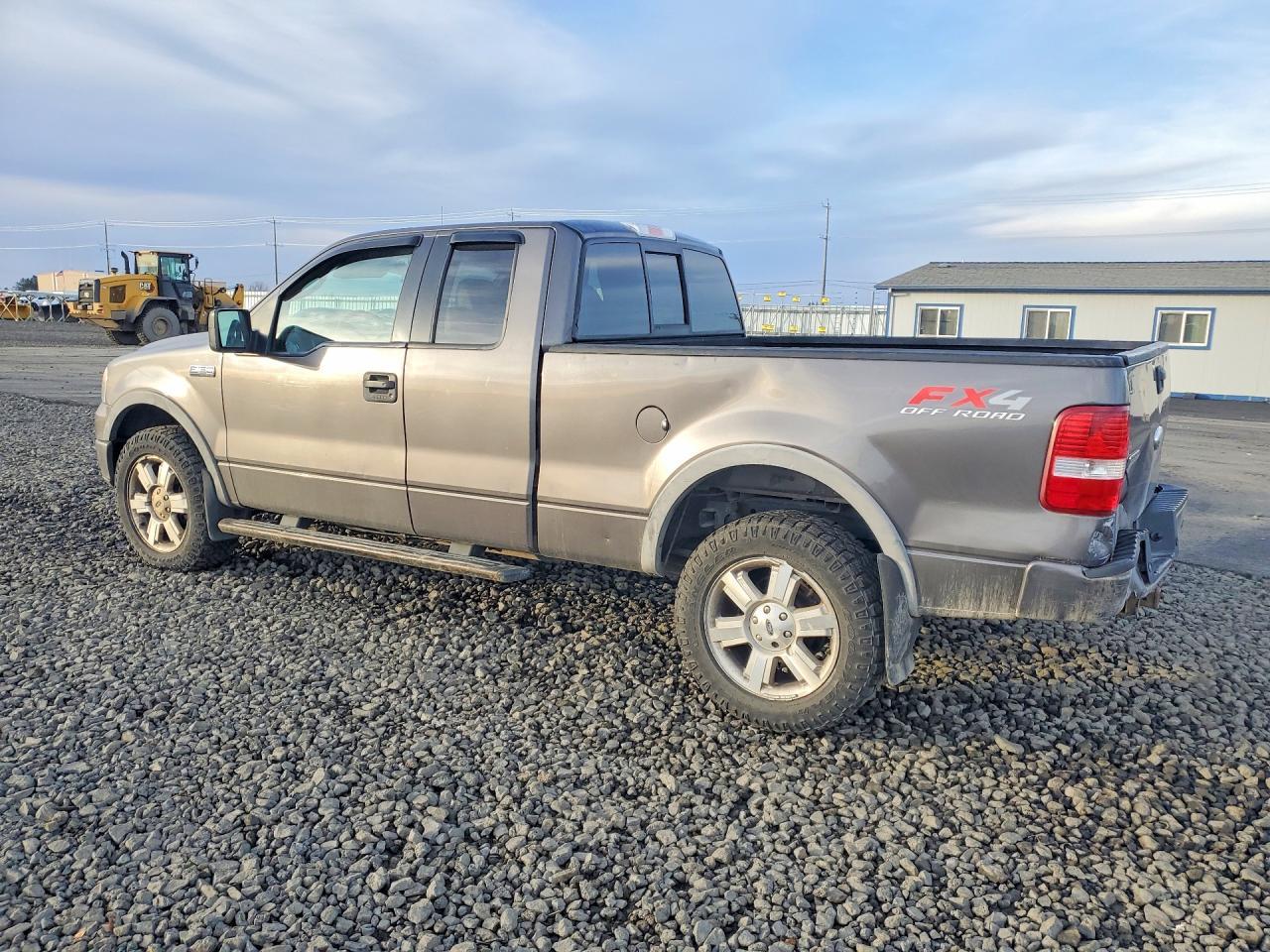 2006 Ford F150 - Image 2