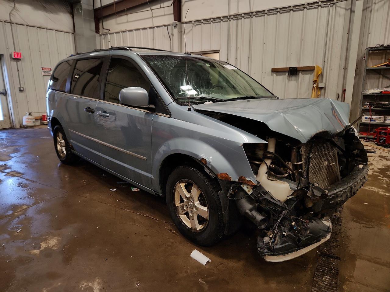 2009 Chrysler Town & Country Touring - Фото 4