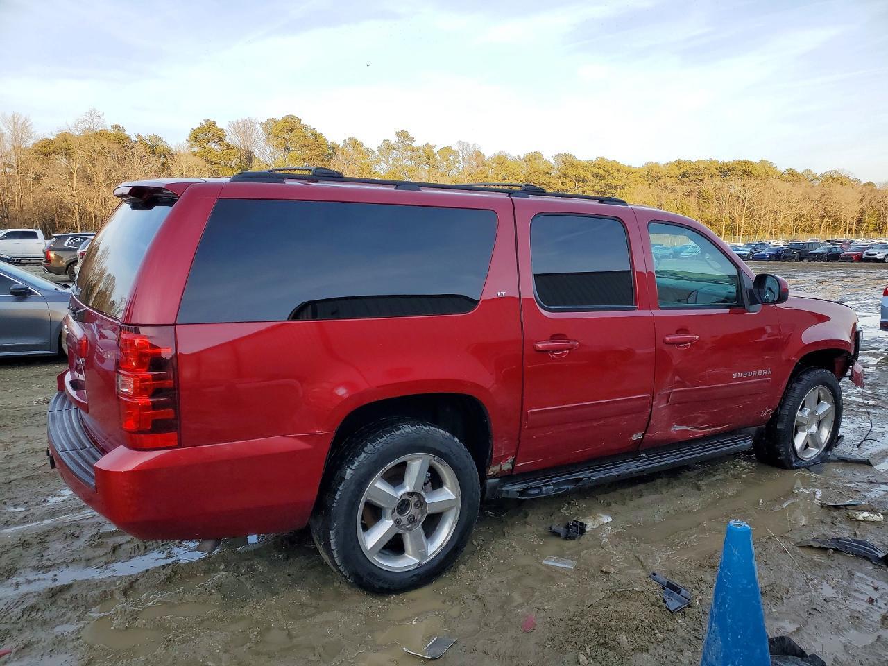 2013 Chevrolet Suburban K1500 Lt - Фото 3