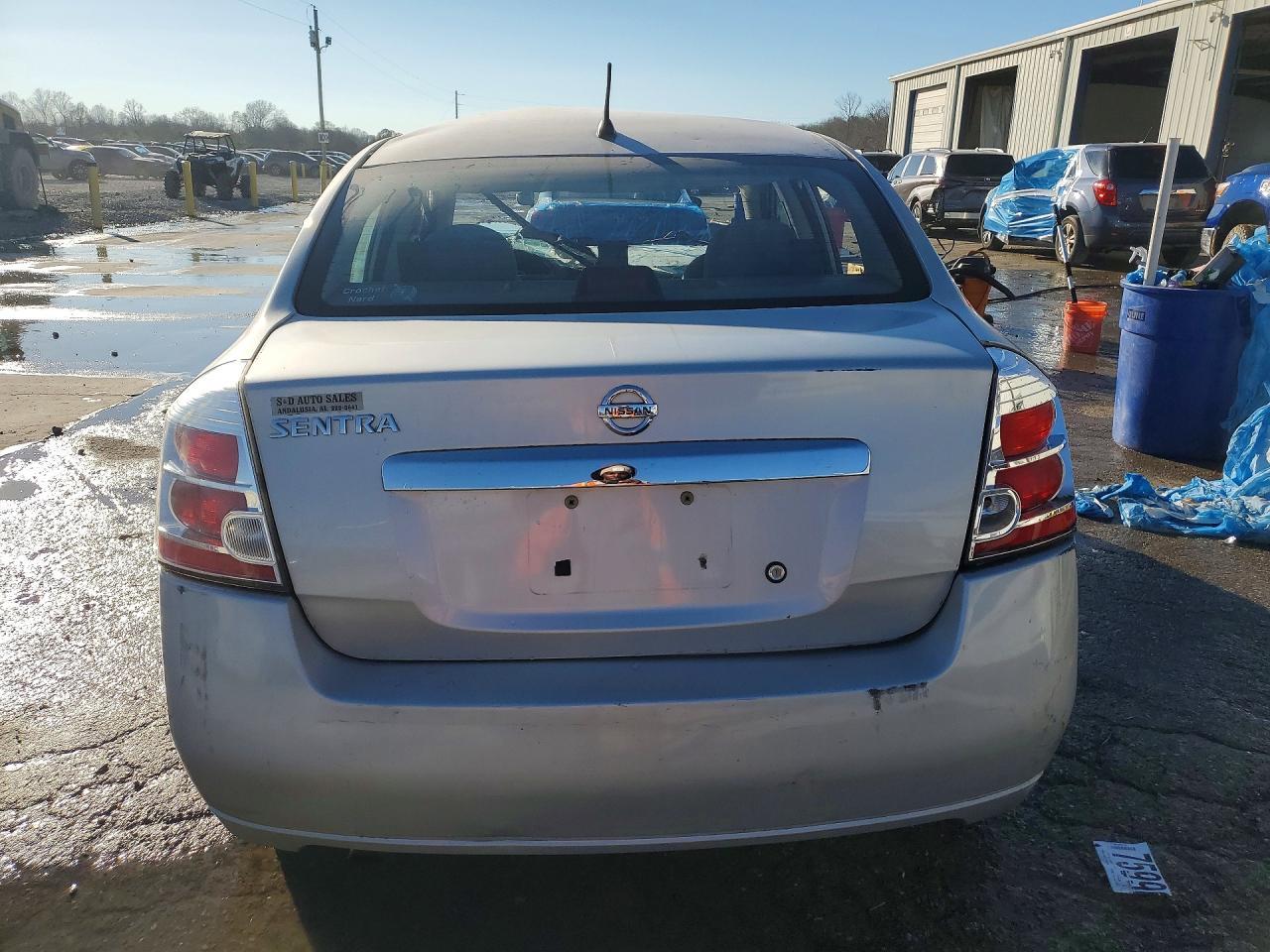 2010 Nissan Sentra 2.0 - Фото 6