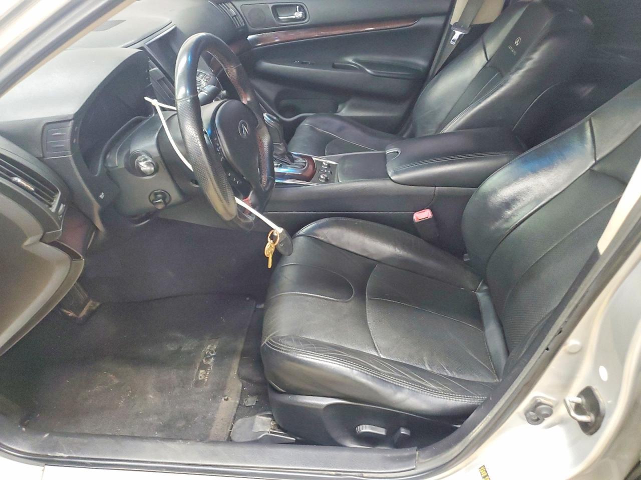 2013 Infiniti G37 - Image 7