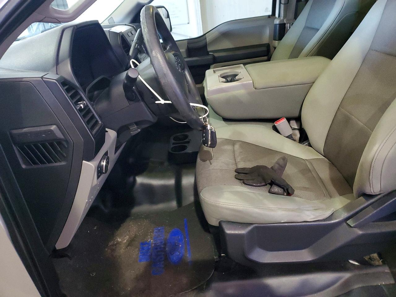 2016 Ford F150 Super Cab - Фото 7