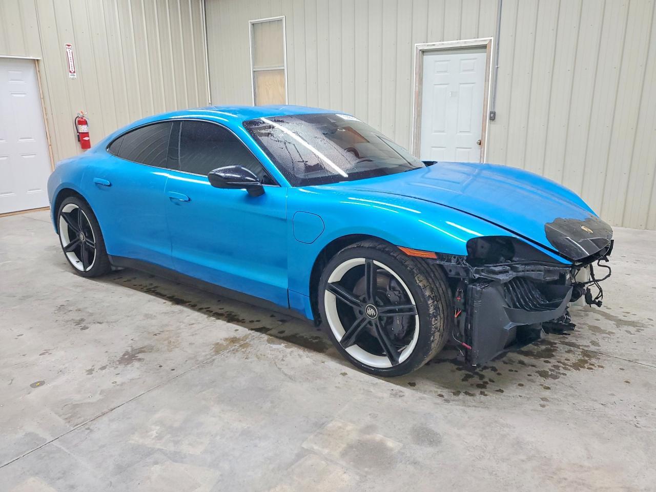 2021 Porsche Taycan - Фото 4