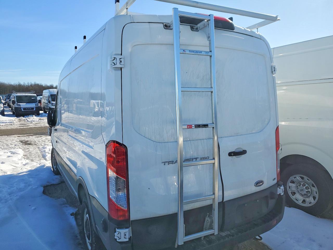 2024 Ford Transit T-250 Utility / Service Van - Фото 2