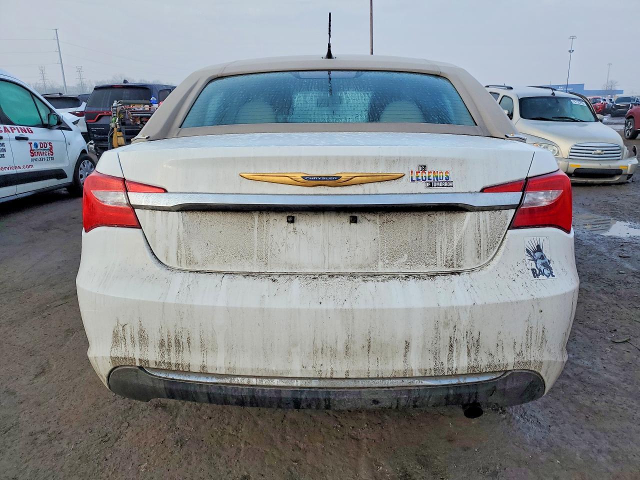 2011 Chrysler 200 Limited - Image 6