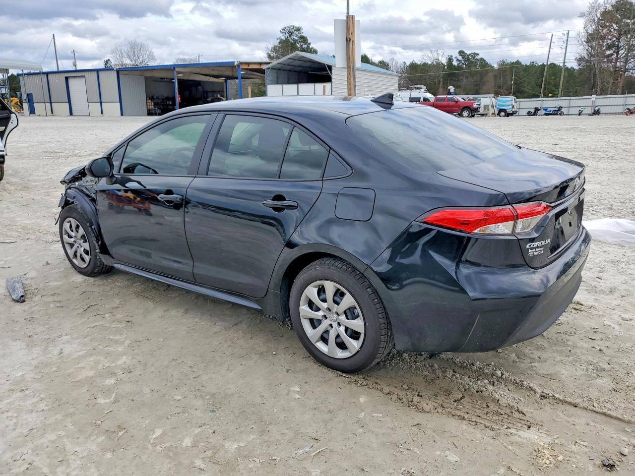 2026 Toyota Corolla Le - Фото 2