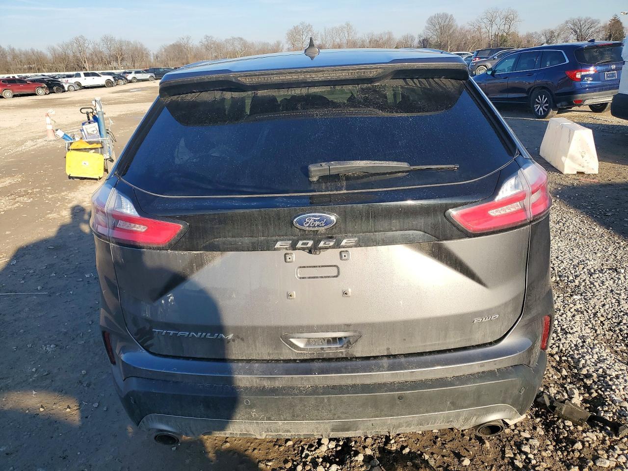 2022 Ford Edge Titanium - Фото 6