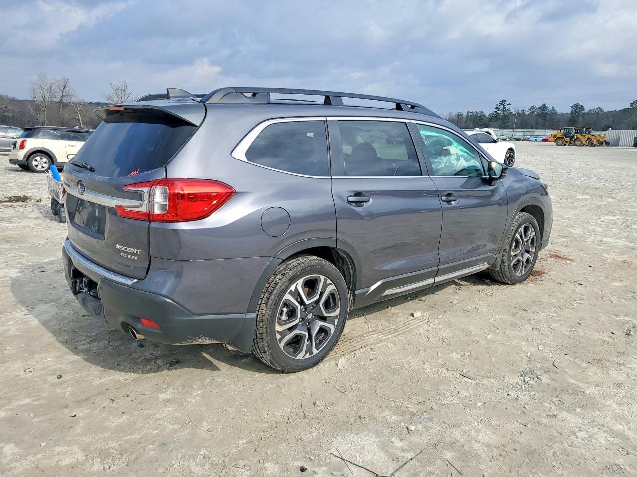2024 Subaru Ascent Limited - Image 3