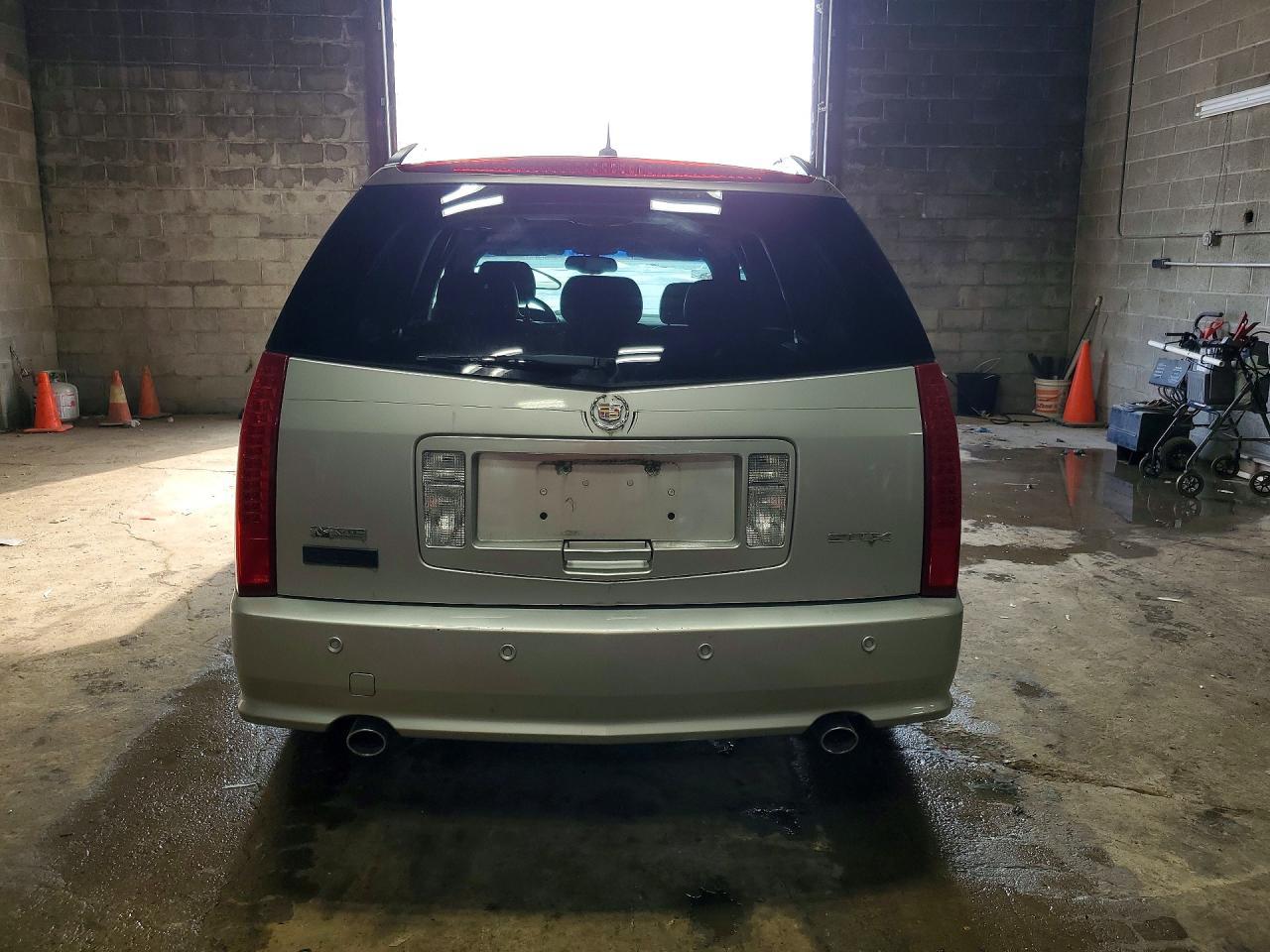 2004 Cadillac Srx - Image 6