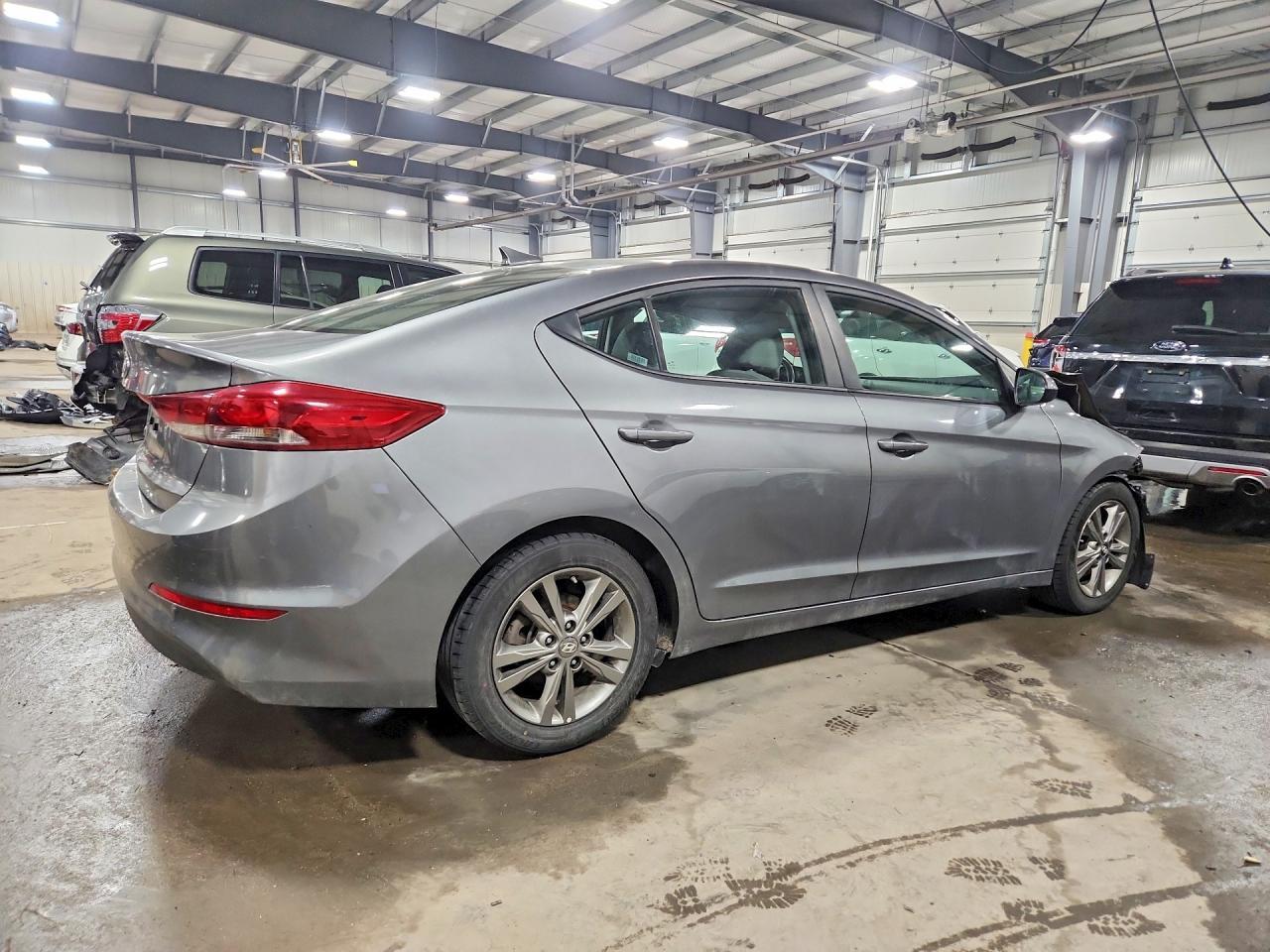 2018 Hyundai Elantra Sel - Image 3