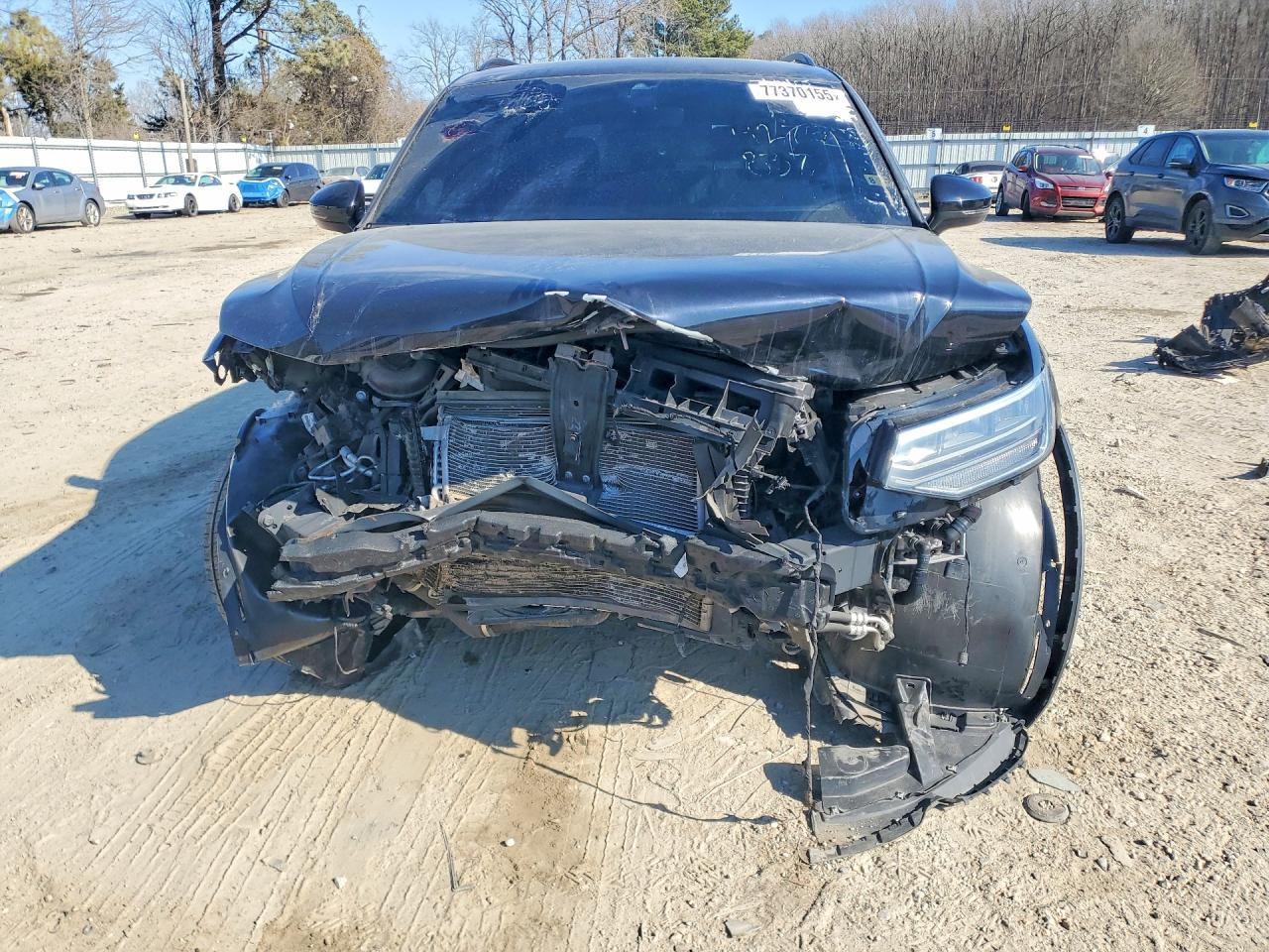 2022 Volkswagen Tiguan Se R-Line Black - Image 5