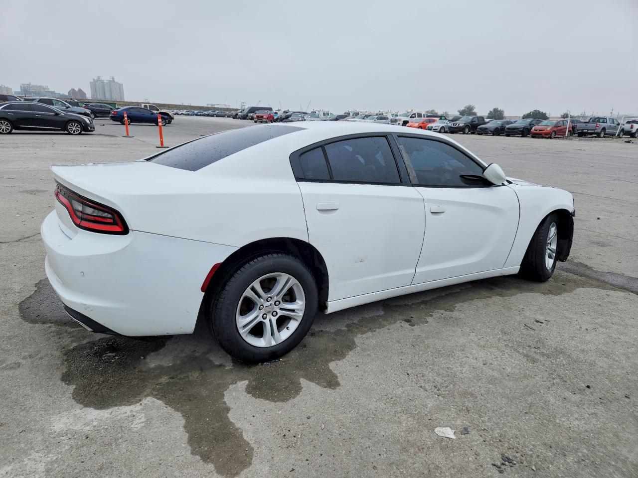2015 Dodge Charger Se - Фото 3