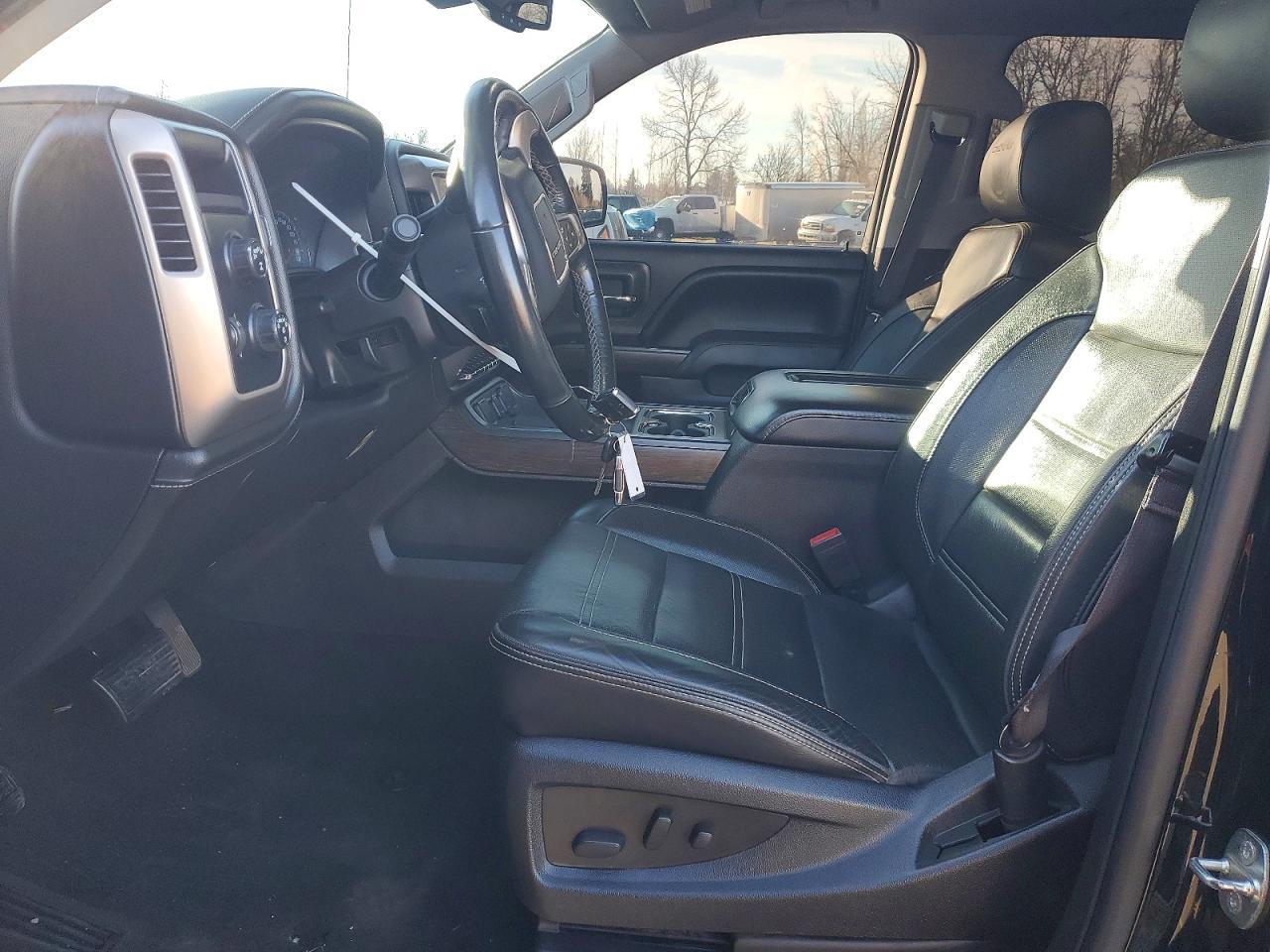 2017 GMC Sierra K1500 Denali - Image 7