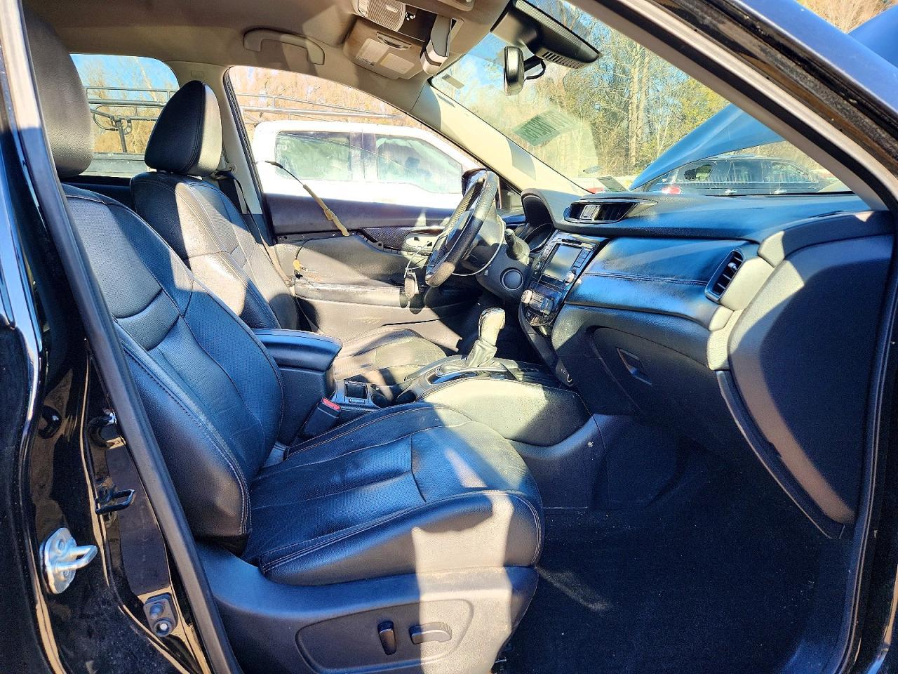 2019 Nissan Rogue S - Фото 7