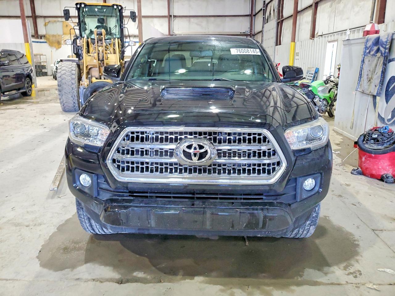 2017 Toyota Tacoma Double Cab - Фото 5