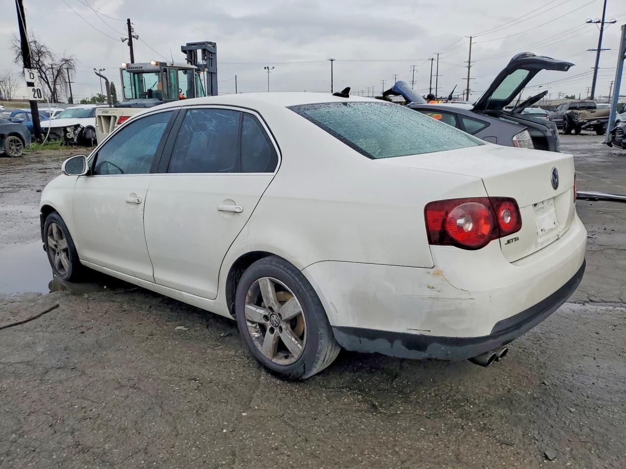 2009 Volkswagen Jetta Se - Фото 2