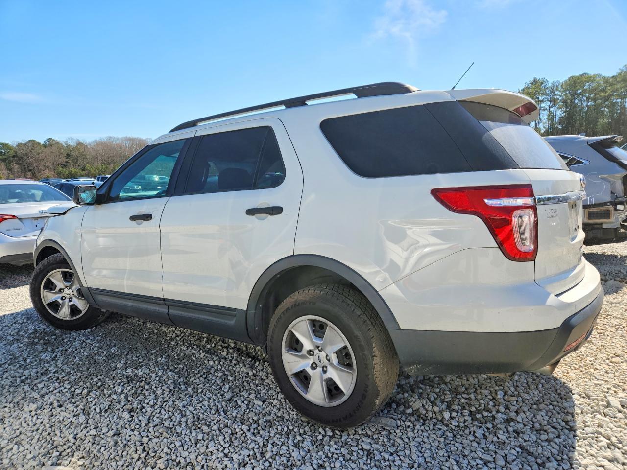 2012 Ford Explorer - Image 2