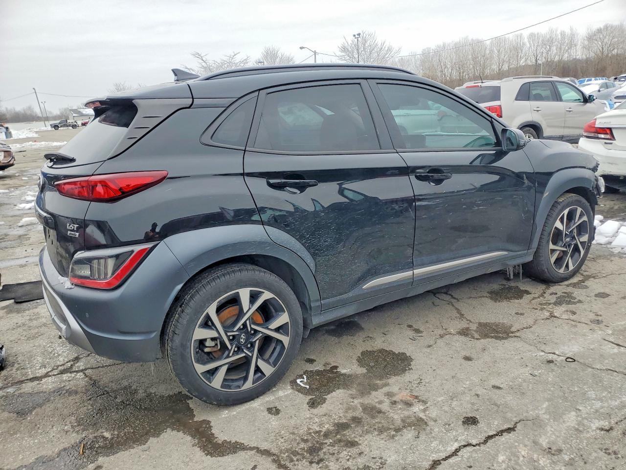 2022 Hyundai Kona Limited - Фото 3